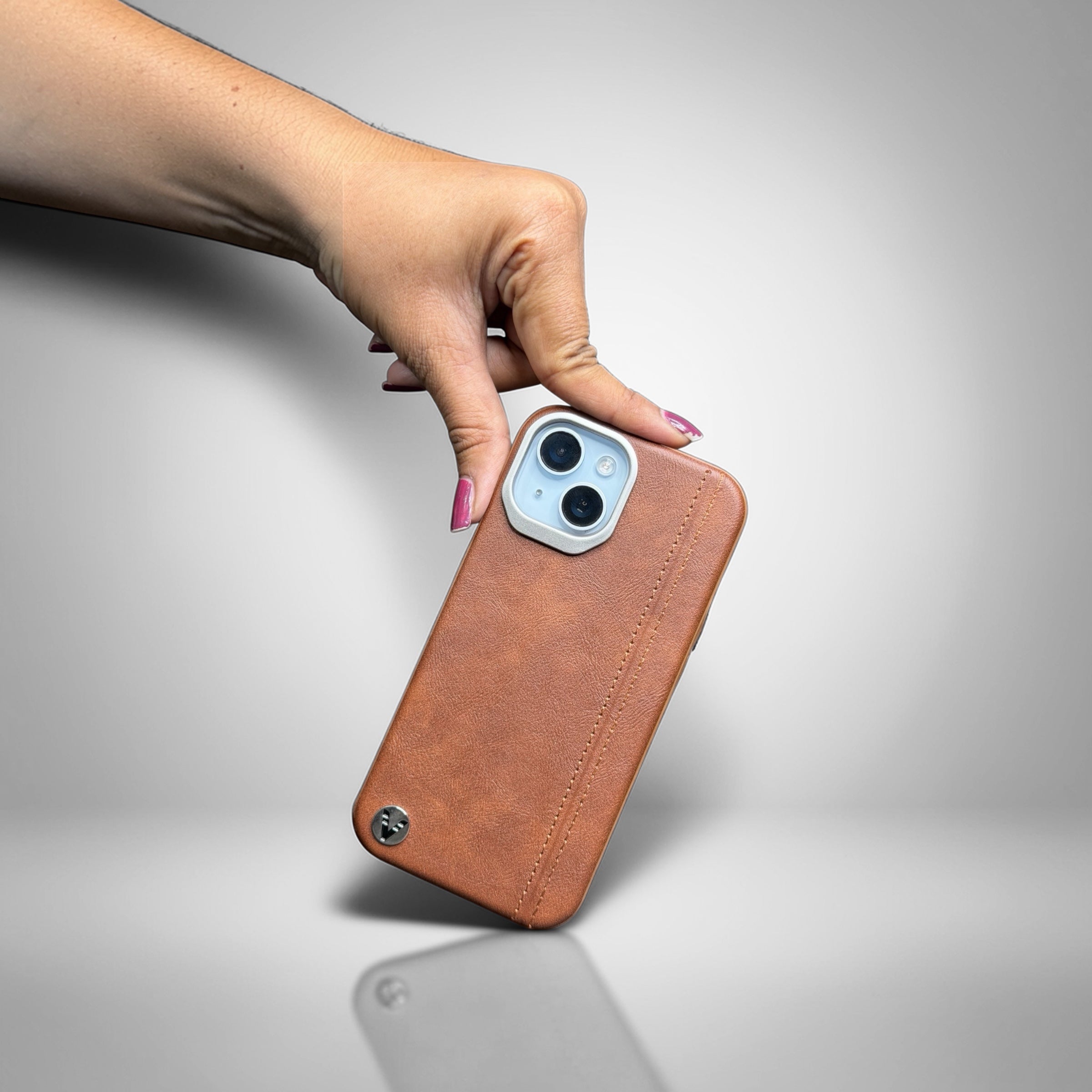 Premium Leather Brown Case for iPhone 15 – Slim & Shockproof Protective Cover